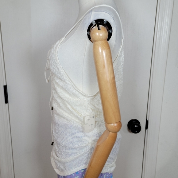 Free People Love Her Scrunch Lace Floral Tank Size XL - Picture 6 of 11